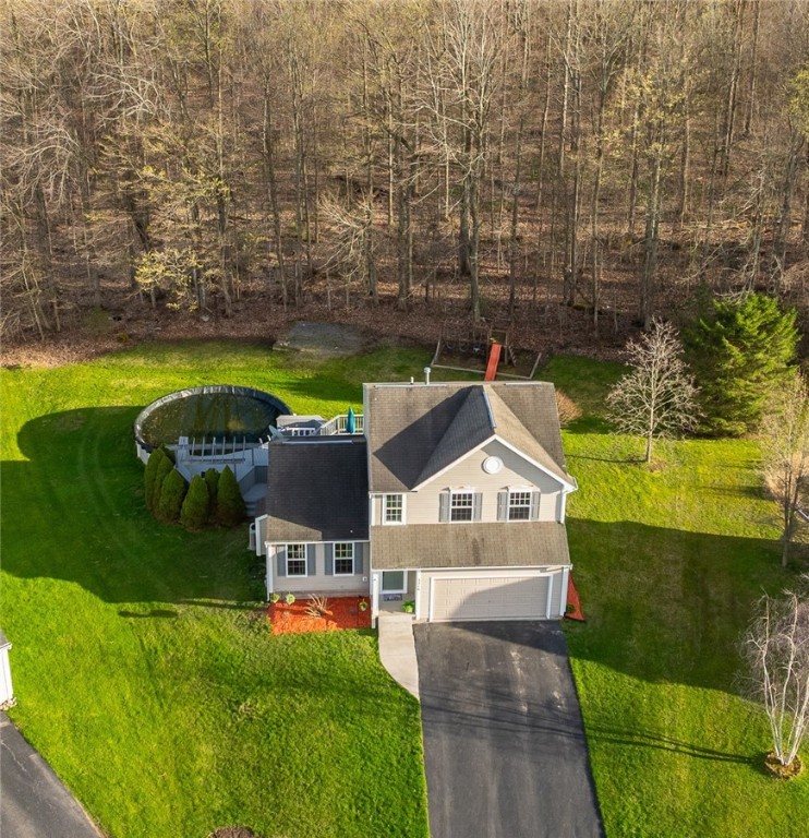 3216 Holly Crescent, Macedon, New York image 1