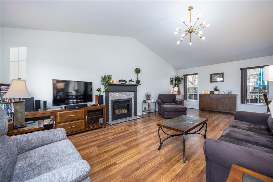 3216 Holly Crescent, Macedon, New York image 14