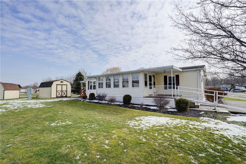 Photo of 534 Rockview Drive, Clarendon, NY 14470 (MLS # R1677663)