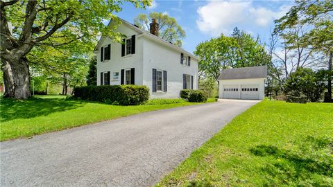 Tiny photo for 150 William Kidder Road, Lancaster, NY 14086 (MLS # R1679632)