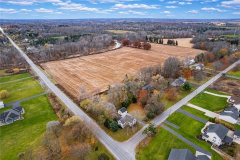 Tiny photo for 150 William Kidder Road, Lancaster, NY 14086 (MLS # R1679632)