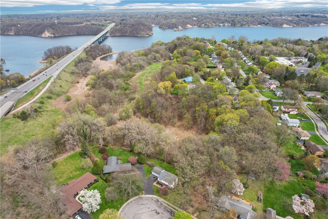 16 Bay Knoll Road, Irondequoit, New York image 40