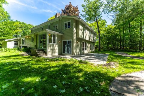 Tiny photo for 220 Hibiscus Dr Drive, Brighton, NY 14618 (MLS # R1683370)