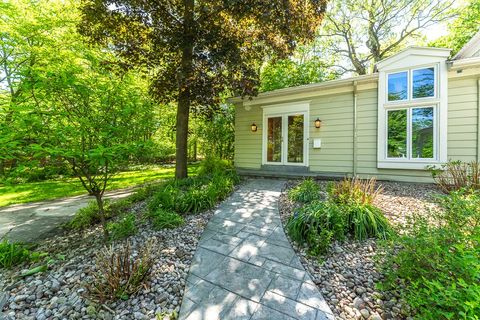 Tiny photo for 220 Hibiscus Dr Drive, Brighton, NY 14618 (MLS # R1683370)