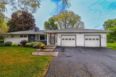 29 Suburban Drive Elmira NY 14903