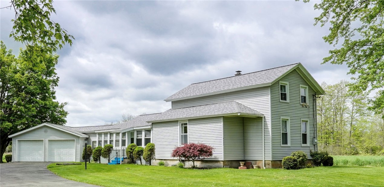 4889 Collett Road, Farmington, New York image 1