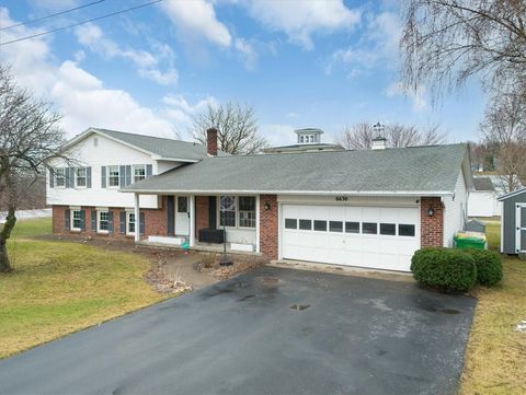 Homes For Sale - 6630 Hill Road<br/> Wayne County, Sodus, NY 14551