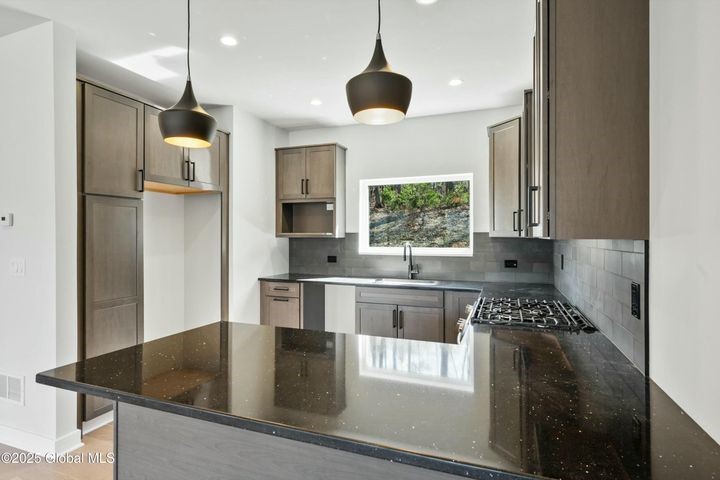 11 Footpath Way