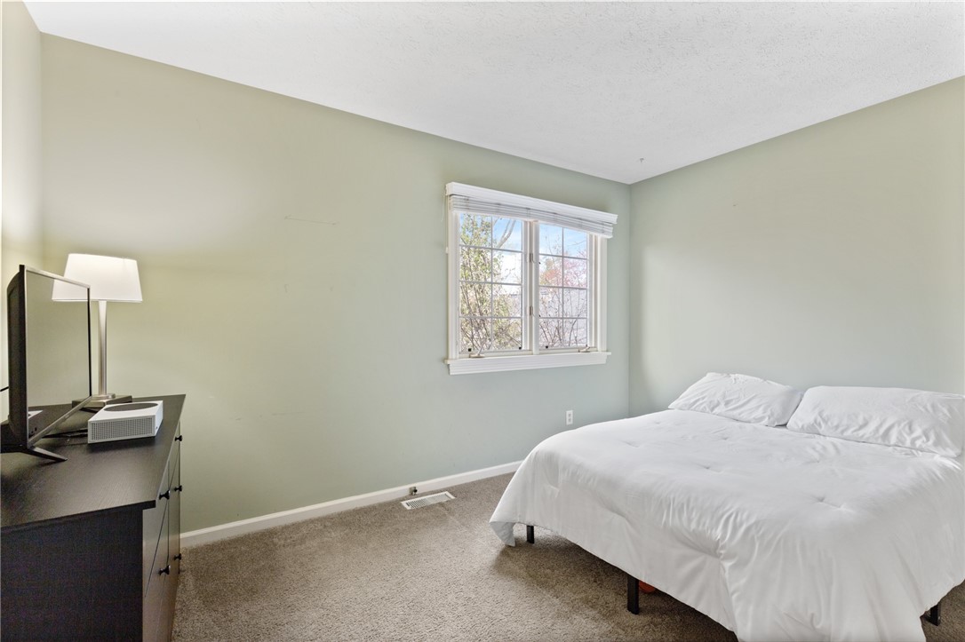 682 North Cove Drive, Webster, New York image 19