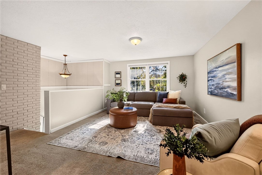 14 Battle Green Drive