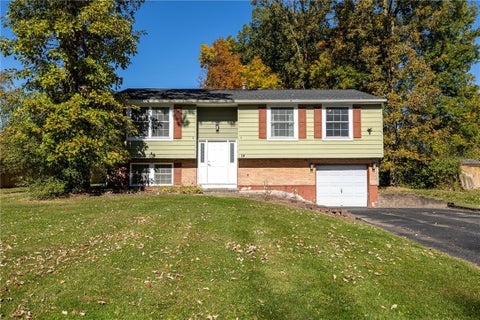 Photo of 14 Battle Green Drive, Chili, NY 14624 (MLS # R1721352)