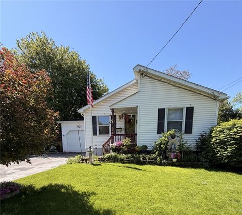 Photo of 11 Alice Street, Rochester, NY 14611 (MLS # R1685335)