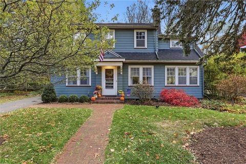 11 Golf Avenue Pittsford NY 14534