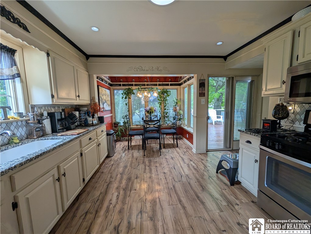 16 Ellis Avenue, Jamestown, New York image 5