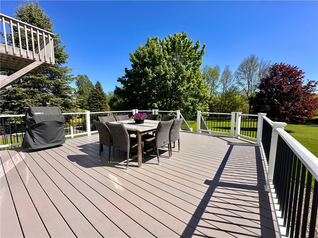 6949 Proximity Lane, Victor, New York image 35