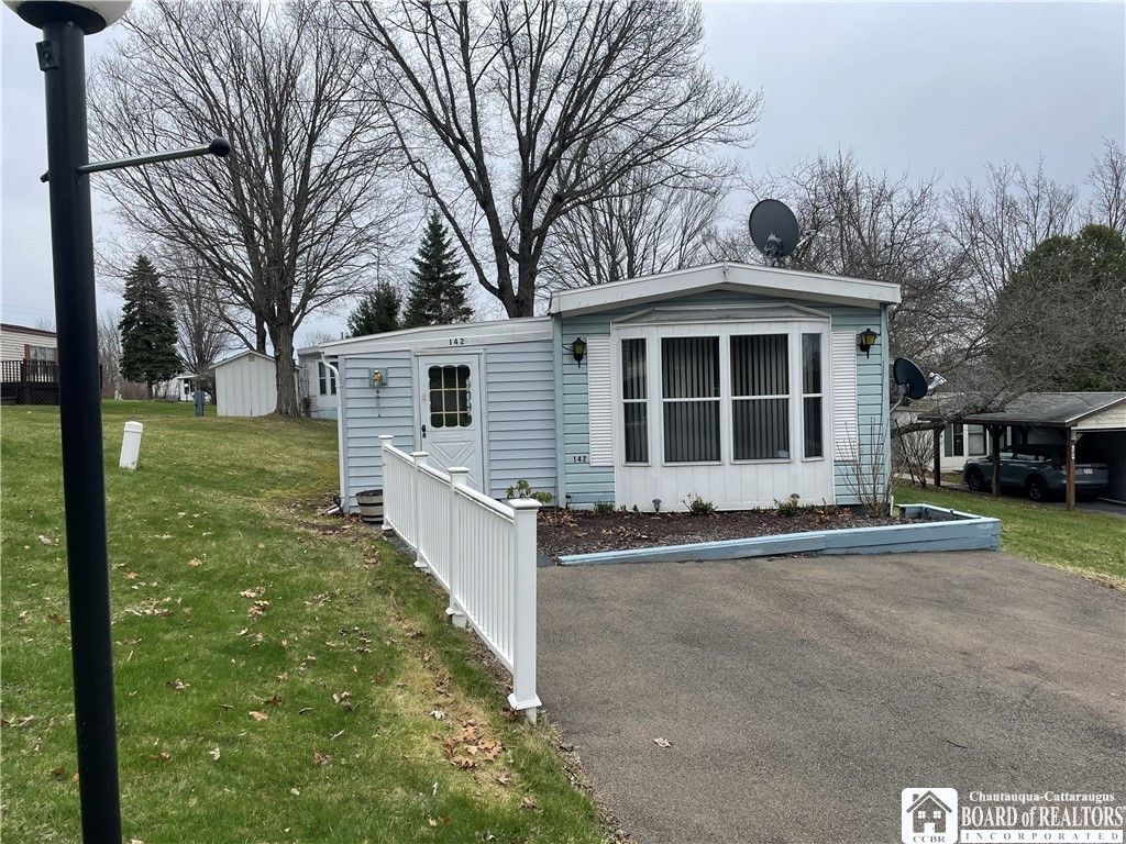 Photo of 142 Greenhurst Village, Ellery, NY 14701 (MLS # R1667870)