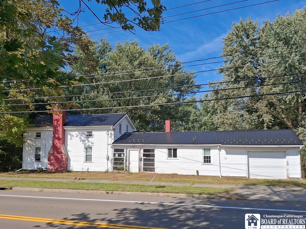 329 E Main Street, Westfield, New York image 1