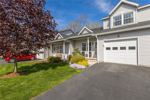 Townhouse For Sale - 1310 Courtney Drive<br/> Ontario County, Victor, NY 14564