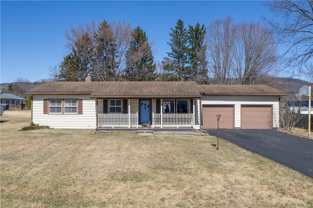 7 Cayuga Drive, Big Flats, New York image 1