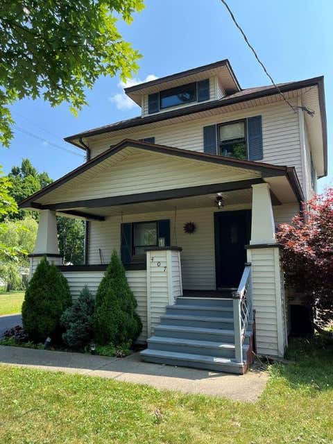 Photo for 407 Morrowfield Avenue
