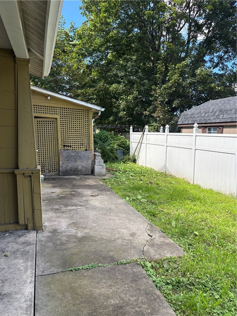 297 E 2nd Street