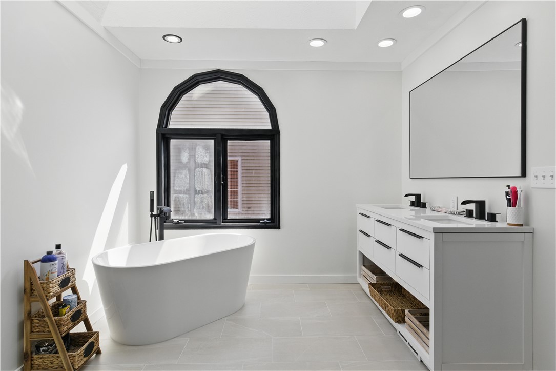 112 Heather Ridge, Greece, New York image 11