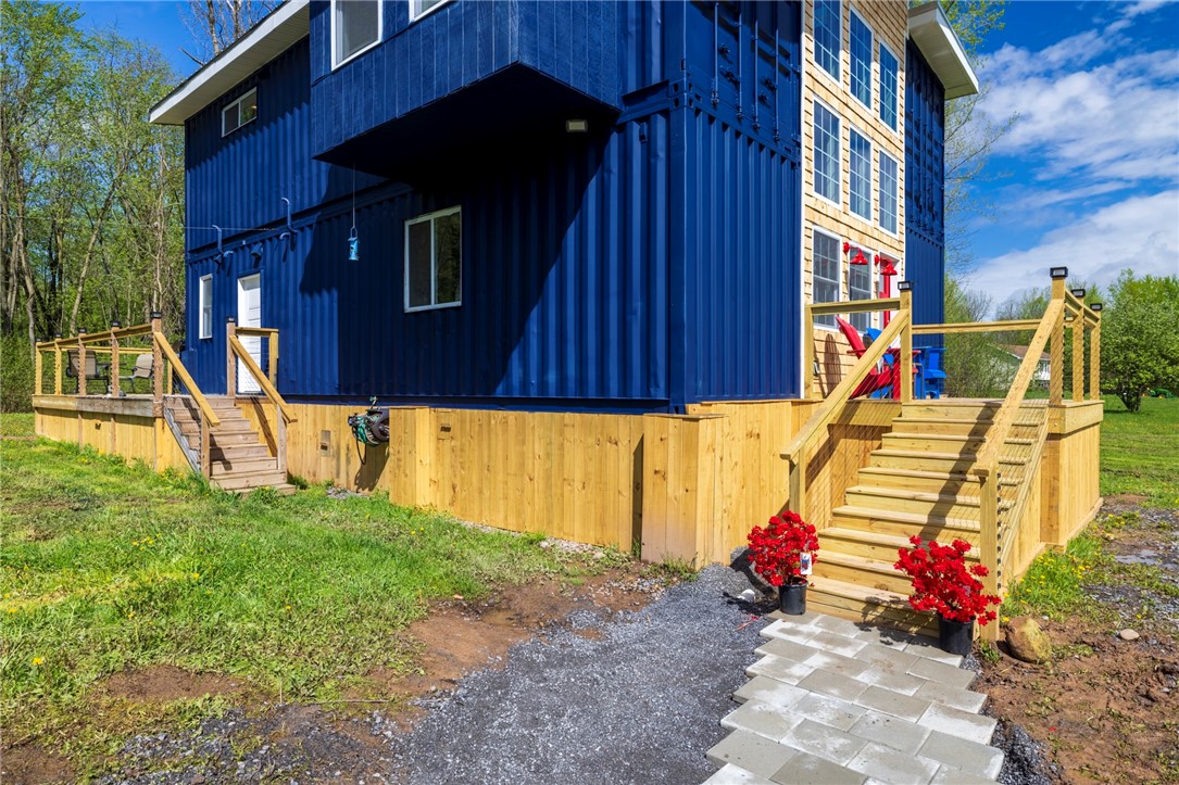 Search Properties 4 986 caroline road