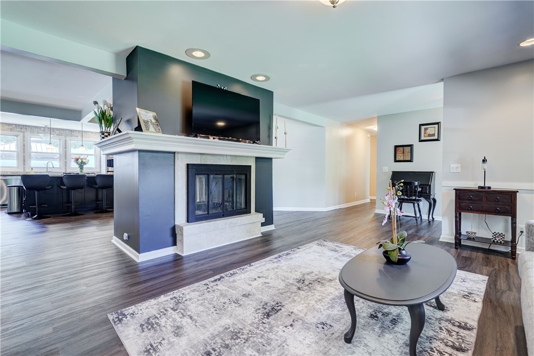 17 Hilltop Drive