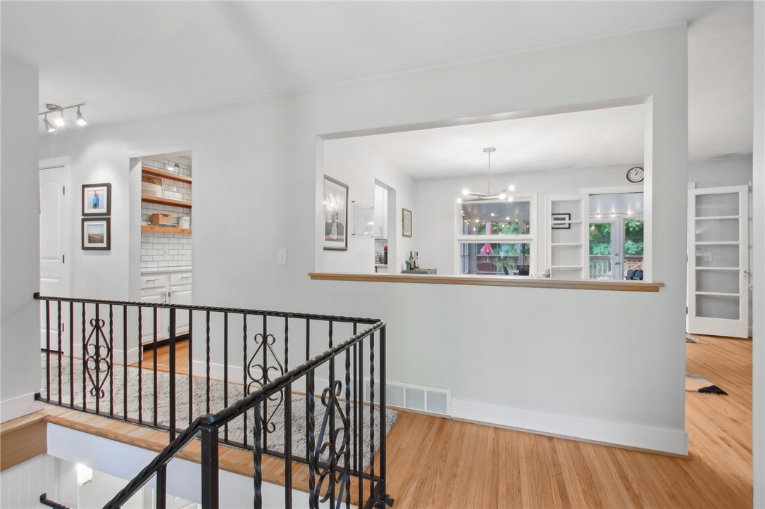 33 Drury Lane, Brighton, New York image 6