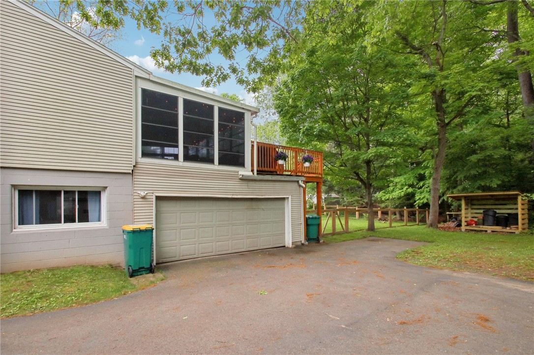 33 Drury Lane, Brighton, New York image 43