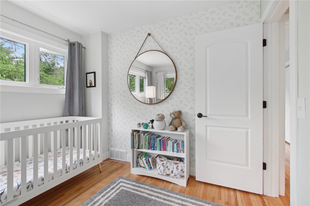 33 Drury Lane, Brighton, New York image 22