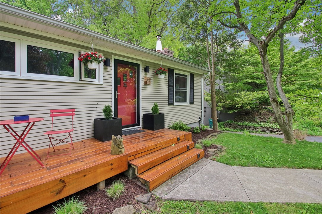 33 Drury Lane, Brighton, New York image 4
