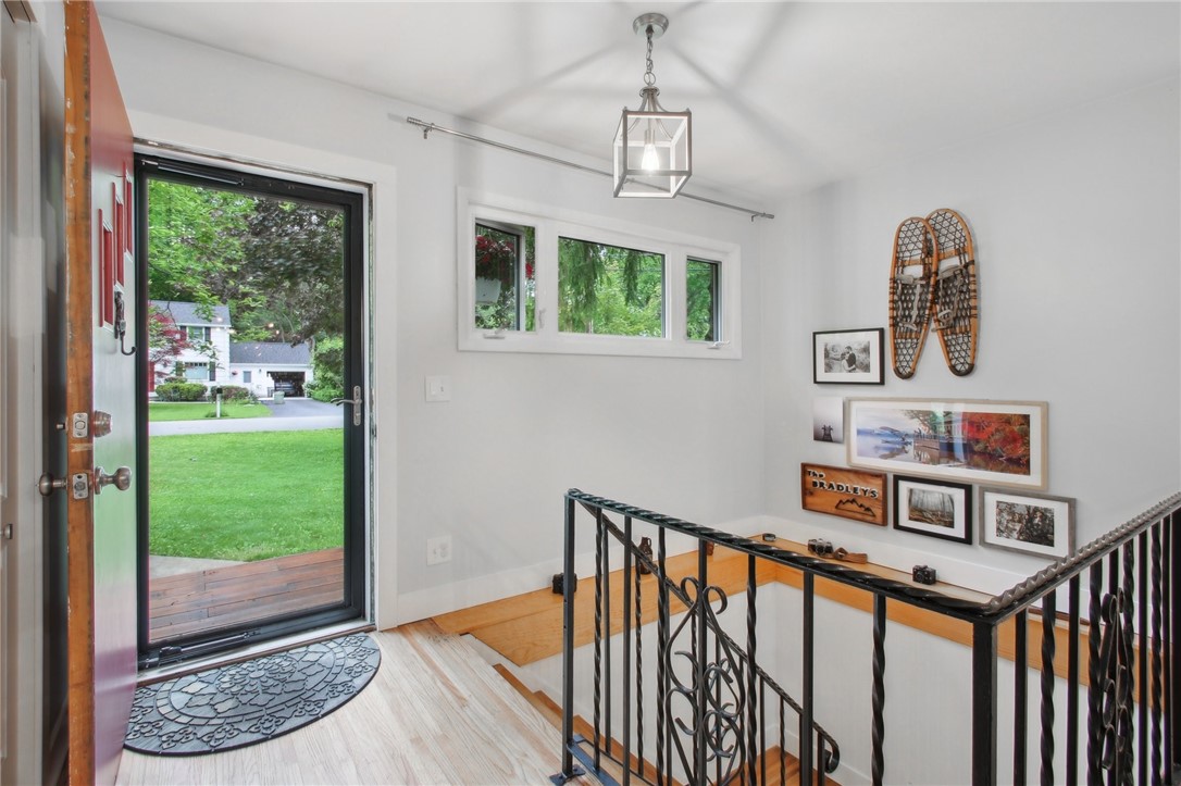 33 Drury Lane, Brighton, New York image 5