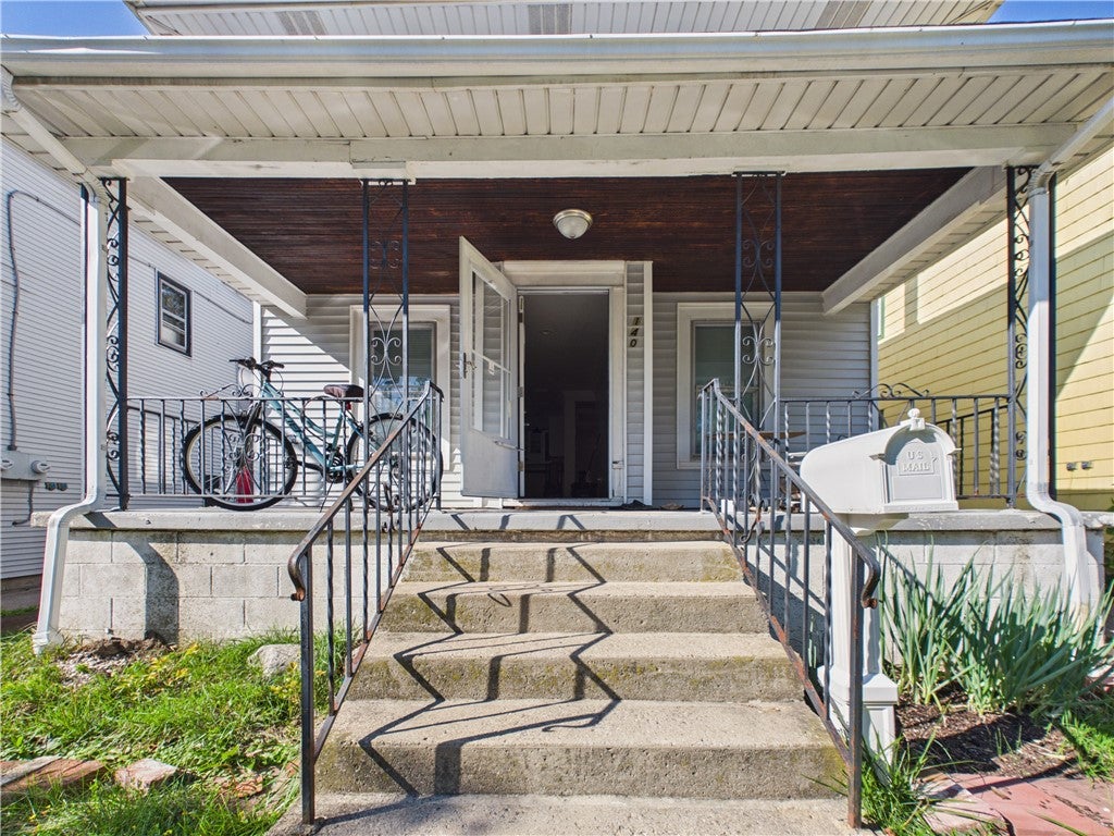 140 Parkwood Avenue