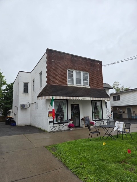 230 W Commercial Street