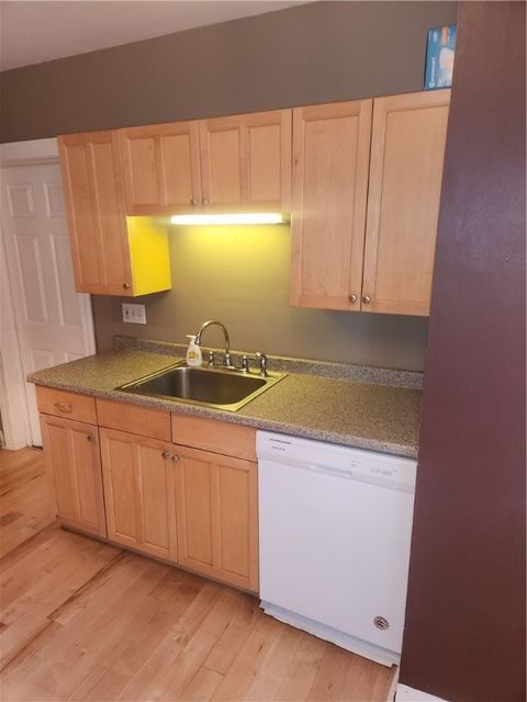 Tiny photo for 57 Rowley Street #lower, Rochester, NY 14607 (MLS # R1655339)