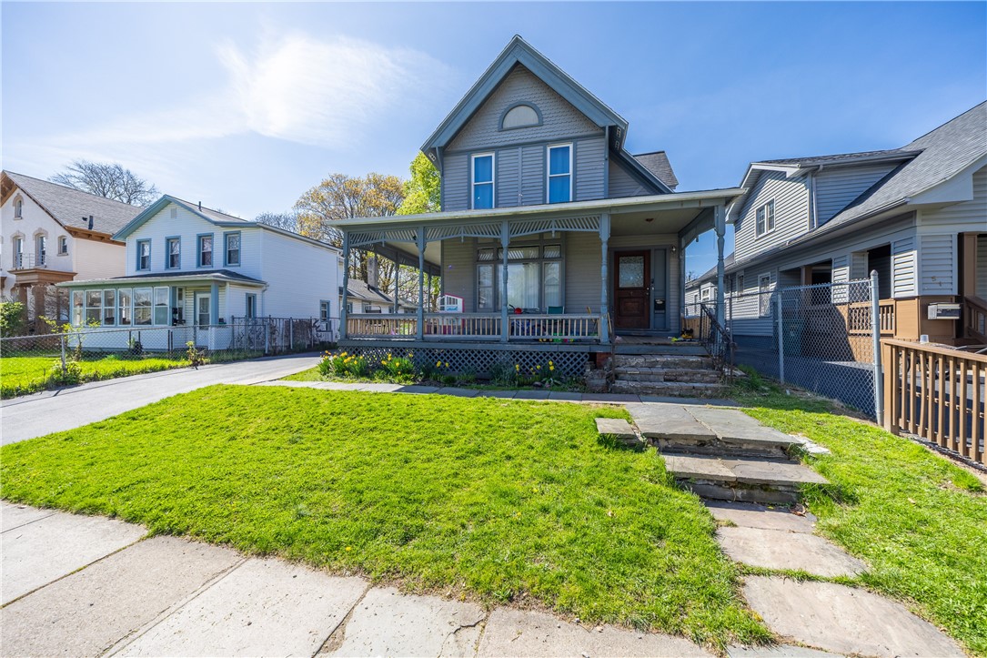 49 Phelps Avenue