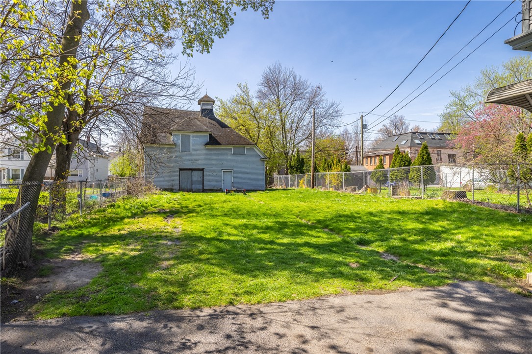 49 Phelps Avenue