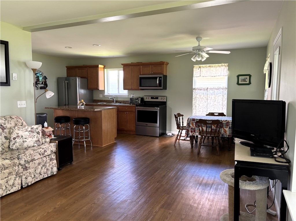 236 Danielle Lane, Kendall, New York image 11