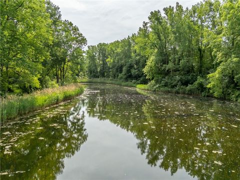 Tiny photo for 79 Serenity Drive, Waterloo, NY 14456 (MLS # R1678331)