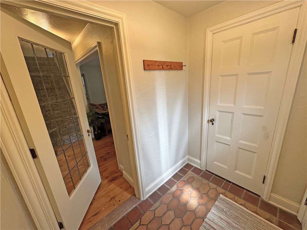 Search Properties 3 283 bonnie brae avenue