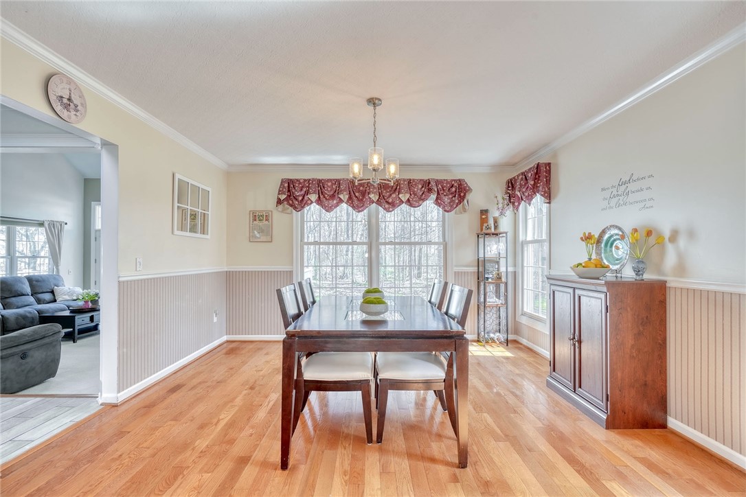 27 Woodrose Drive, Penfield, New York image 24