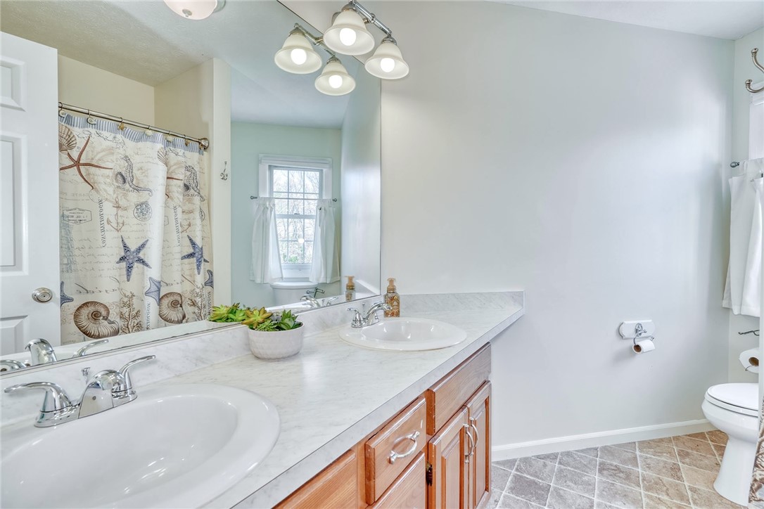 27 Woodrose Drive, Penfield, New York image 33