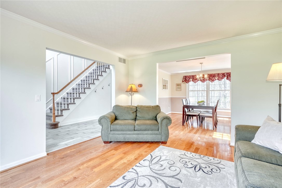 27 Woodrose Drive, Penfield, New York image 18