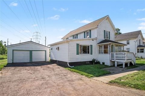 Tiny photo for 18 Bennett Avenue, Manchester, NY 14504 (MLS # R1693471)