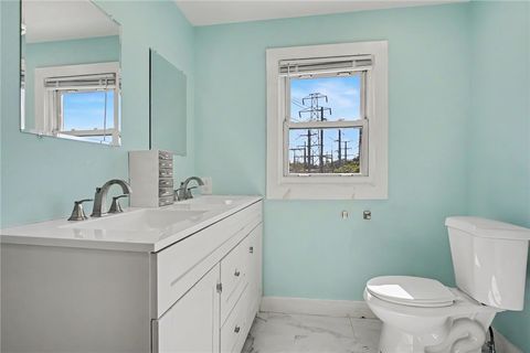 Tiny photo for 18 Bennett Avenue, Manchester, NY 14504 (MLS # R1693471)