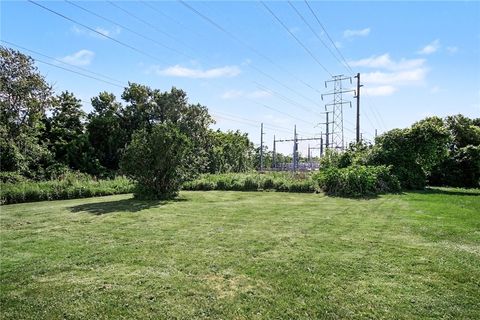 Tiny photo for 18 Bennett Avenue, Manchester, NY 14504 (MLS # R1693471)