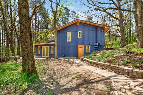 Photo of 1890 Warren Road, Middlesex, NY 14507 (MLS # R1682909)
