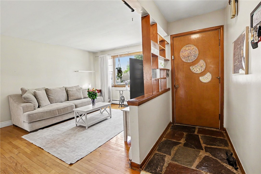 49 Sackett Street