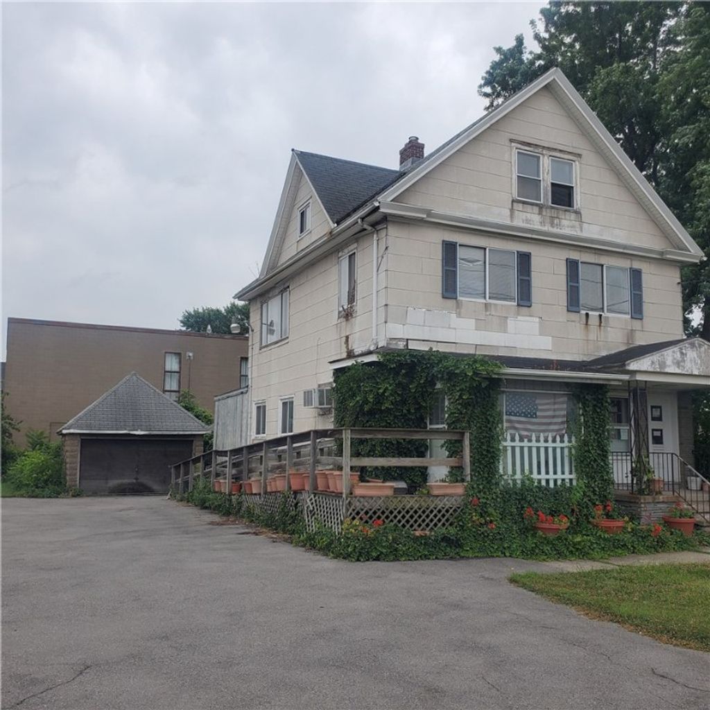 Photo of 1347 Lyell Avenue, Rochester, NY 14606 (MLS # R1627833)